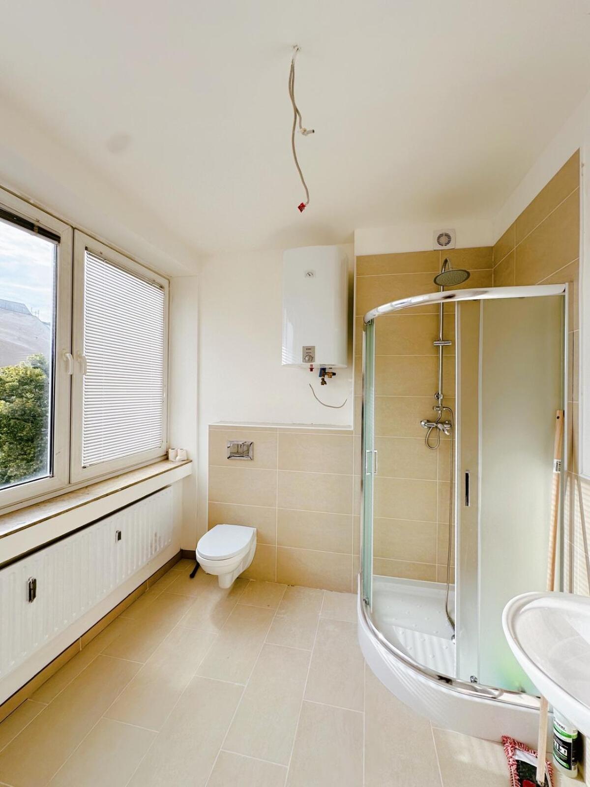 Helles Elegantes Zimmer In Berlin-schoeneberg 2 Appartement *